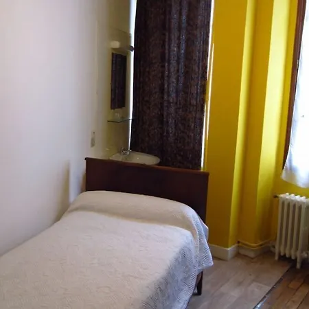 Hotel D'orleans Gare De L'est Paris