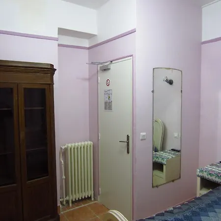 D'orleans Gare De L'est Paris